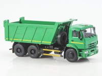 Масштабная модель 1:43 Трехосный дорожный самосвал 6х4 КАМАЗ-6520, рестайлинг, зеленый, Автоистория (АИСТ)