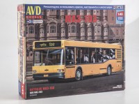 Сборная модель 1:43 Трехдверный городской автобус МАЗ-103 (AVD Models)